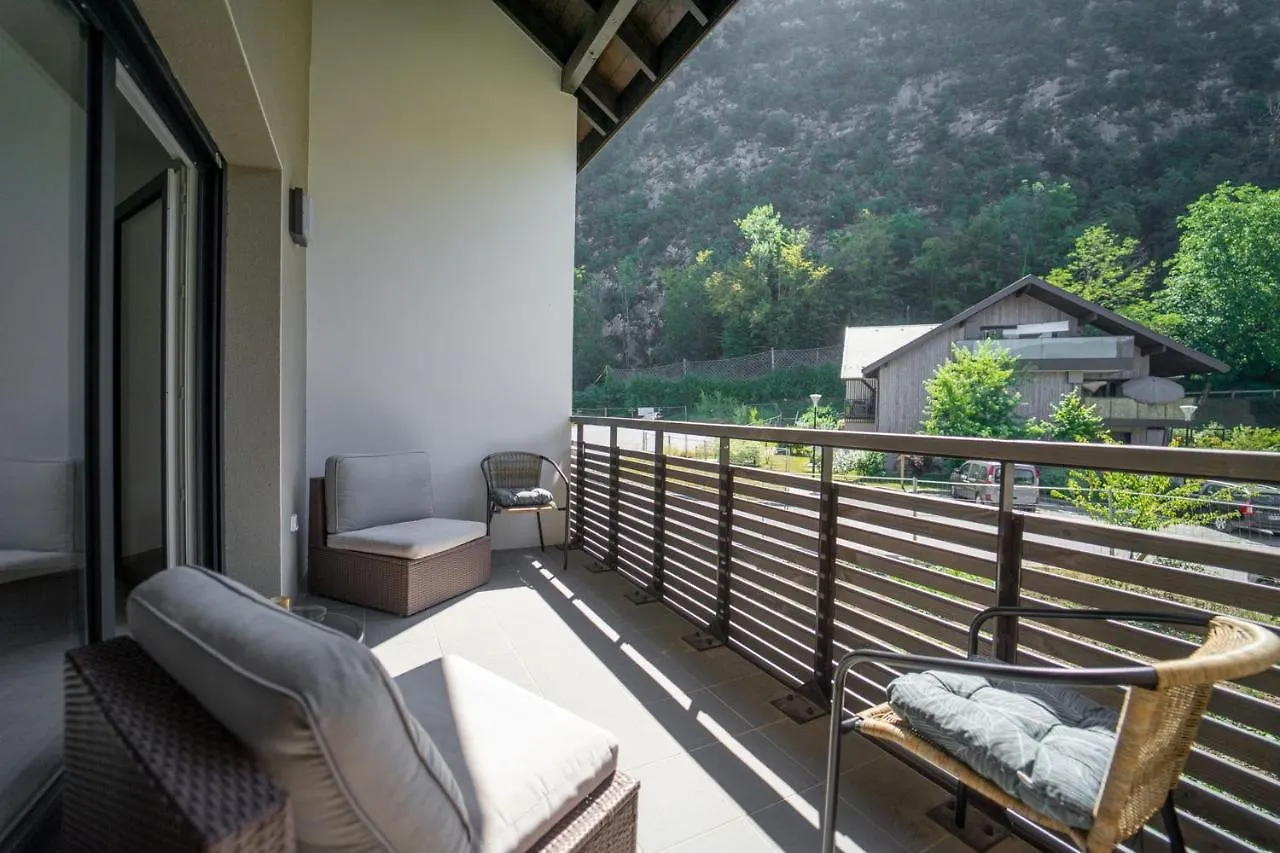 Au Bonheur Du Lac Charmant Appartement Pour 4 Personnes Duingt France